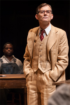 Atticus Finch (Nigel Cooke) defends Tom Robinson (Okezie Morro) (Royal Exchange Theatre production photo)