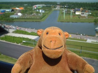 Mr Monkey atop Spotter's Hill at the Floriade