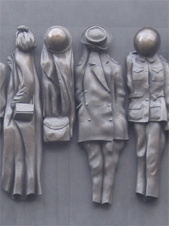 One side of the memorial to the Women of World War Two