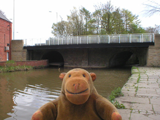 Mr Monkey approaching Posset Bridge