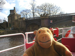 Mr Monkey looking at Skeldergate Bridge