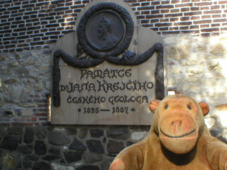 Mr Monkey looking at the Krejčí medallion