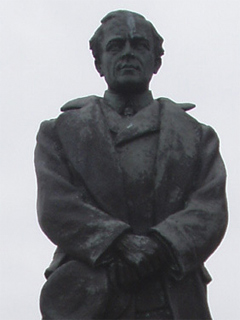 The statue of Captain Robert Falcon Scott