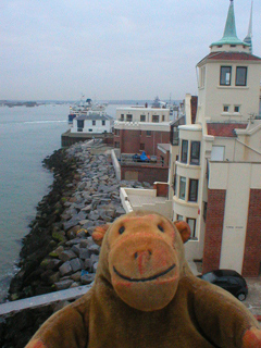 Mr Monkey looking at Quebec House from the Round Tower