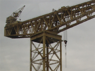 The David and Goliath crane
