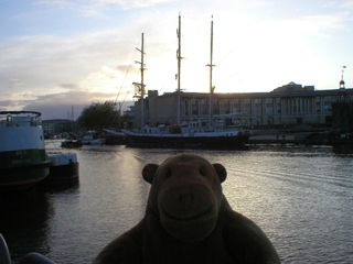 Mr Monkey looking at the Lord Nelson