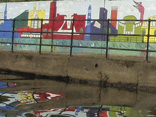 Detail of the mural beside the Woden Street footbridge