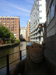 Mr Monkey walking towards Oxford Street