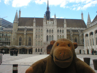 Mr Monkey approaching the Guildhall