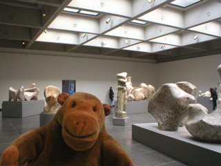 Mr Monkey in the Henry Moore gallery