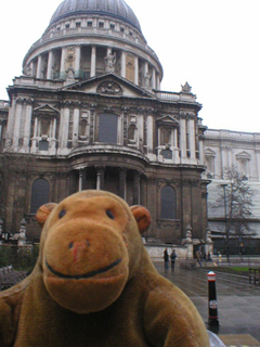 Mr Monkey crossing the road to St Paul's cathedral