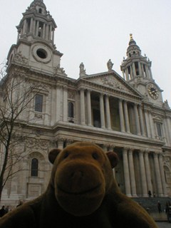 Mr Monkey in front of St Paul's