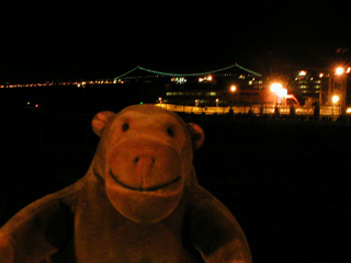 Mr Monkey approaching Staten Island