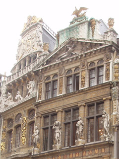 Close up of the upper stories of the Louve and the Cornet
