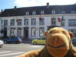 Mr Monkey outside the Musee Wellington