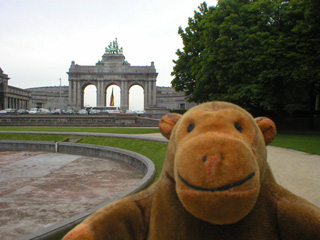 Mr Monkey towards the arch from the east end of the Parc