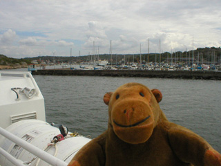 Mr Monkey arriving back at Saltholmen