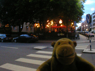 Mr Monkey across the road from the Arizona pizzeria