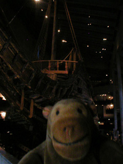 Mr Monkey beneath the bow of the Vasa