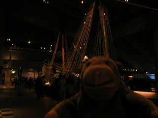 Mr Monkey looking at the masts of the Vasa from a distance
