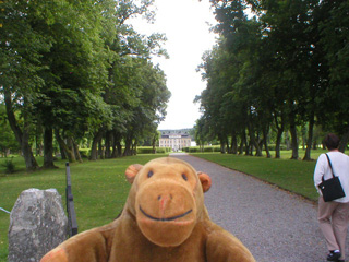 Mr Monkey walking towards Steninge Palace
