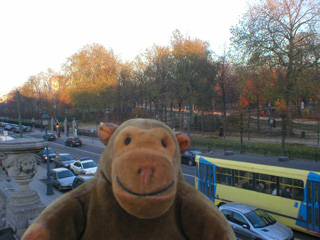 Mr Monkey looking at the Parc de Bruxelles from the BOZAR roof
