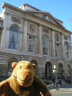 Mr Monkey looking at the old Middlesex Sessions House