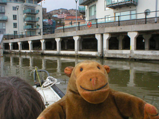 Mr Monkey approaching the landing stage on the north bank of the harbour