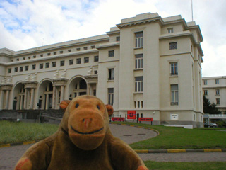 Mr Monkey outside the Thermae Palace Hotel