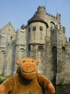 Mr Monkey looking up at the Gravensteen