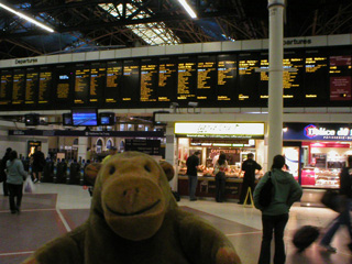 Mr Monkey in Victoria Station
