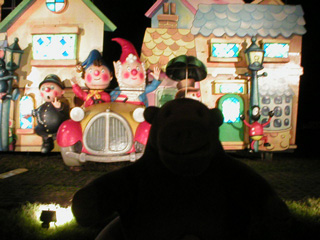 Mr Monkey looking at a Noddy and Big Ears tableaux